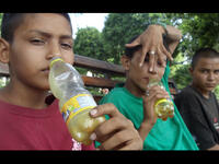 egyptian kids doing kolla