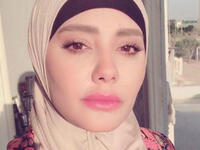 Actress Mai Al Qadi plays the role of an actress manager with a tough past in the series Mamnou Al Iqtirab 