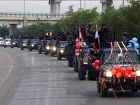 Members of the Iraqi security forces parade in the streets of the Iraqi city of Mosul.
Zaid AL-OBEIDI / AFP