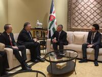 US Secretary of State Mike Pompeo (2nd L) meets with King Abdullah of Jordan (2nd R) during his visit to Amman on January 8, 2019.
ANDREW CABALLERO-REYNOLDS / POOL / AFP