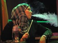 As with most things, ‘3aib’ comes down harder on women. A woman seen smoking cigarettes in public is 3eeb in a number of MENA countries as it suggests she has loose morals. Some even go as far as to frown on women smoking argeeleh.