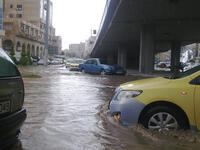 ‘It’s raining’: I know this. In fact, I’m trying to catch a taxi right now so I can get out of it. Fortunately this isn’t such a common occurrence in Amman; unfortunately, when it rains it pours. Best time for business I hear you say to the back of the car? Well whose livelihood is it?!