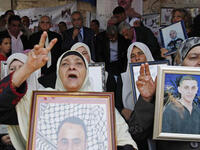 1300 Palestinian political prisoners are currently on hunger strike in Israeli jails, demanding better communication with family members, better medical treatment and the provision of air-conditioning. Prisoners also request the end of solitary confinement and administrative detention, under which Palestinians can be hold without charges for years.