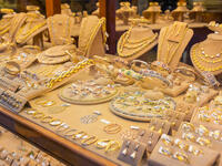 gold jewelry