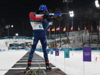 France's Gold Winner Martin Fourcade competes at the shooting range in the men's 12,5km pursuit biathlon event during the Pyeongchang 2018 Winter Olympic Games on February 12, 2018, in Pyeongchang. 
(Kirill KUDRYAVTSEV / AFP)