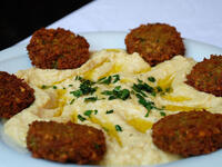 falafel and hummous 