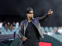 Jay-Z was one of the line up at the same concert Mariah performed at.