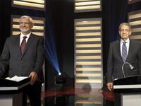 Egyptian TV debates: Amr Moussa (R) faces off Aboul Fotouh (L)