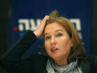 Tzipi Livni gets her hair in a knot over honey-trap rumors