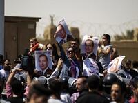 Hosni Mubarak supporters