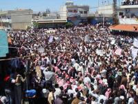 Deir ez-Zor “We want to be clear, the Makhlouf family ripped us off’ in reference to the massive corruption and Mafioso monopoly on Syria by the Assad family. The cries and chants of protest are spreading round the Syrian coast and mainland, slowly but surely.