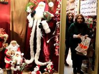 Iran does Christmas 
