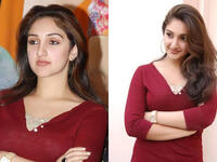 عز الله صالح، قامت بعمليات تجميلية على طريقة نانسي عجرم وهيفاء وهبي في بيروت وظهرت صورها في كبريات المجلات العربية والخليجية بالخصوص.