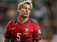 المدافع البرتغالي فابيو كوينتراو: ستبعد إصابة في الفخذ ظهير موناكو الأيسر المعار من ريال مدريد عن الملاعب من 3 إلى 6 أشهر مما سيحرمه من تمثيل برازيليي أوروبا في البطولة المرتقبة. 