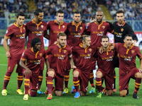 روما الإيطالي: بعد عدة مواسم صعبة، بدأ روما باستعادة بريقه محلياً ليحتل المركز الثاني ويقدم مستويات مميزة، كما أنه لم يذق طعم الخسارة هذا الموسم إلا مرة واحدة فقط حتى الآن في السيري آ. 