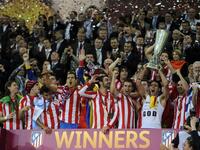 أتلتيكو مدريد الإسباني: فاز باللقب مرتين عامي 2010 و 2012.