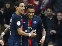 الظهير الأيمن الهولندي غريغوري فان دير فايل (باريس سان جيرمان)