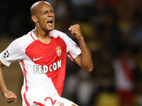 المركز السادس - المدافع البرازيلي فابينيو (موناكو): شارك في 7 مباريات (630 دقيقة)، سجل هدفاً واحداً، بمعدل تقييم نقطي 7.81 للمباراة الواحدة، اختير رجل المباراة مرتين.