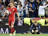 ريال مدريد 4-2 بايرن ميونيخ: ضاعف مانويل نوير من مآسي الفريق البافاري بعد تعرضه لكسر في قدمه سيبعده عن الملاعب فيما تبقى من الموسم الحالي.