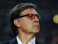 الأرجنتيني خيراردو مارتينو (برشلونة) برصيد 17487 نقطة.