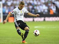 الظهير الألماني جوشوا كيميتش