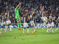 يوفنتوس 3-0 برشلونة: أكد الفائز علو كعبه كونه لم يخسر على ملعبه يوفنتوس آرينا في آخر 18 مباراة خاضها على أرضيته ضمن دوري الأبطال (فاز في 11 و تعادل في 7)، وتعود آخر خسارة له عليه أمام بايرن ميونيخ في أبريل من عام 2013 بنتيجة (0-2).