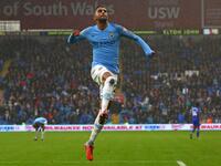 لاعب الوسط الجزائري رياض محرز (مانشستر سيتي)