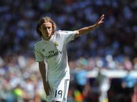 لاعب الوسط الكرواتي لوكا مودريتش (ريال مدريد) بتقييم 7.7