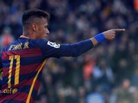 1- المهاجم البرازيلي نيمار: من سانتوس إلى برشلونة مقابل 111.7 مليون يورو عام 2013.