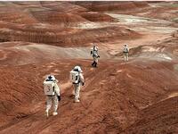 متطوعون عرب في رحلة فضائية للموت على سطح المريخ: سعوديان وعراقيان ومغربيان وفلسطينية ومصري وأردني بين 100 ألف راغب برحلة إعمار المريخ بلا عودة.