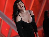 في المغرب فإن  الراقصة نور شهيرة جدّا  وكانت نور قد ناضلت على مدى سنوات من أجل تغيير جنسها في بطاقة الهوية من ذكر إلى أنثى تُعتبر نور الراقصة رقم 1 في المغرب وتظهر في الحفلات المرموقة للطبقات الأرستقراطية، مثل حفلة زفاف ابنة الرئيس الروسي فلاديمير بوتين.



