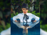 Rania did not appear wearing a swimsuit in the new photos