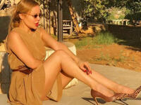 Many are considering Rula's fashion choices to be bizarre