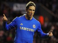 المهاجم الإسباني فيرناندو توريس: انتقل من ليفربول إلى تشلسي مقابل 50 مليون جنيه استرليني.