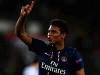 3- المدافع البرازيلي تياغو سيلفا: رحل عن ميلان صوب باريس سان جيرمان مقابل 42 مليون يورو موسم 2012-2013.