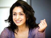 هاديه طاجيك أول وزيرة مسلمة، تم تعيينها كوزيرة للثقافة في النرويج. نشأت بعائلة باكستانية في النرويج حيث عملت في مجال الإعلام حتى أصبحت مستشارة للقضايا الاجتماعية لوزير العمل النرويجي وأبرز قراراتها أنها منحت الحق للشرطيات في ارتداء الحجاب أثناء العمل