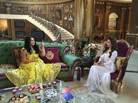 عرفت الفنانة احلام بحبها لاستعراض مجوهراتها وملابسها والبذخ الذي تعيشه وكانت قد صرحت مؤخراً بانها تملك أكثر من منزل، وقامت أحلام باستعراض فخامة القصر الذي تعيش فيه بأحد اللقاءات التلفزيونية.

