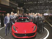 فيراري سوبرفاست: سيارة فائقة السرعة والقوة، بـ 12 أسطوانة وبقوة 800 حصان، وتصل سرعتها القصوى إلى 340 كم بالساعة.
