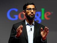 تعرض “ساندار بيتشاى” الرئيس التنفيذى لشركة “جوجل” العالمية، إلى هجمات المخترقين الالكترونيين، وأصبح الضحية التالية عقب أيام من اختراق حسابات “زوكربيرج”، حيث نجح القراصنة فى إغلاق حسابه على موقع شركة كيورا، وتمكنوا من الرد بدلا منه على متابعيه على موقع “تويتر”.