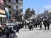 جريدة "الغارديان" البريطانية وصفت مدينة حلب بعد أن سيطرت قوات النظام السوري على أغلب أحيائها بأنها باتت "مقبرة كبرى"، وقالت إن سقوط مدينة حلب في أيدي قوات الأسد يشكل "عارًا على هذا الجيل".
