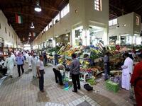 "الكويت" يعاقب القانون رقم 44 على الإفطار العلني في رمضان، وفيه يعاقب بغرامة لا تتجاوز مائة دينار(331$) وبالحبس لمدة لا تتجاوز شهراً أو بإحدى هاتين العقوبتين: أ- كل من جاهر في مكان عام بالإفطار في نهار رمضان؛ ب- كل من أجبر أو حرض أو ساعد على تلك المجاهرة