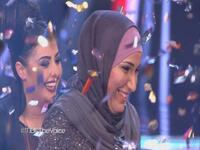 أثارت شرارة موجة من الجدل في مواقع التواصل الاجتماعي بعد تتويجها باللقب بسبب عدم رفعها للعلم الأردني مما عرضها لموجة من الانتقادات والاتهامات.