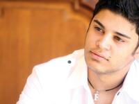 الفضائح والوفاة من اهم اسباب الشهرة  "للأسف" رامي شمالي الطالب اللبناني الذي صدم جمهور ستار اكاديمي بوفاته،  تقوم المواقع الاخبارية في كل عام بذكرى وفاته بنشر خبر عنه والتذكير بالحادث المؤسف الذي أدى إلى رحيله.