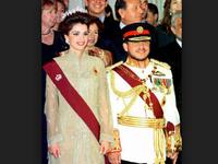لقبت بملكة الأردن بعد عدة شهور من تتويج الملك عبدالله ملك للأردن عام 1999 وتم تتويجها وسط فرح اردني غامر .