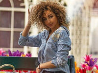 Sara who is an Instagram starlet already and known as Myriam Fares look alike for her curly iconic hair