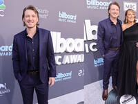 Morgan Wallen and mom Lesli,