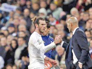 زيدان وبايل