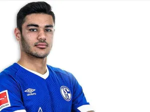 Germany's Schalke 04 welcome Turkish international Ozan Kabak on social media