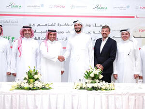 The agreement was signed by Prince Khalid S. Al-Faisal, Abdullah S. Bakhashab, and Hassan Jameel at the Saudi Automobile Federation headquarters in Jeddah (Photo: Arab News)