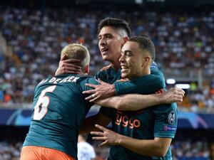 أياكس يتطلع للتغلب على تشيلسي